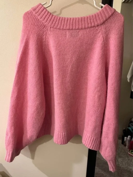 Old Navy Pink V-Neck Pullover Sweater - Picture 4 of 4